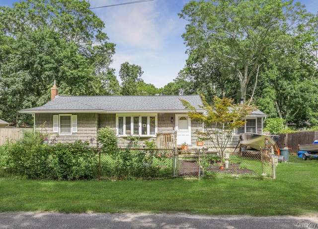 Property at 249 Mckinley Dr, Mastic Beach, NY 11951, 3 beds, 1 bath