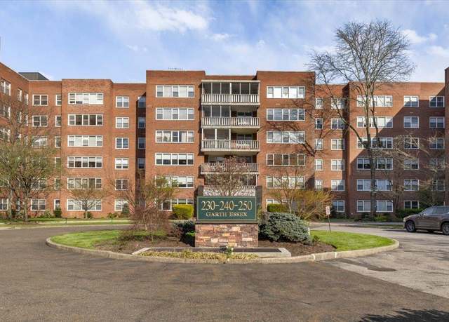 Property at 240 Garth Rd Unit 3L2, Scarsdale, NY 10583, 1 bath