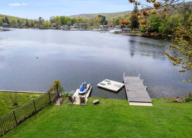 Property at 25 Ten Eyck Ave, Greenwood Lake, NY 10925, 5 beds, 3 baths