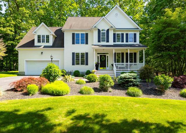 Property at 3 Cambridge Ct, Wappingers Falls, NY 12590, 4 beds, 2.5 baths