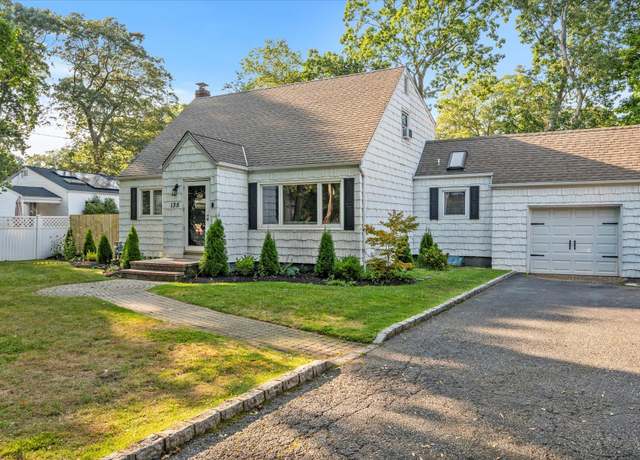 Property at 135 Woodlawn Ave, Saint James, NY 11780, 4 beds, 2 baths