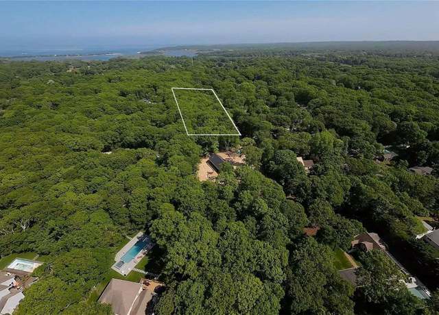 Property at 35 Washington Ave, East Hampton, NY 11937