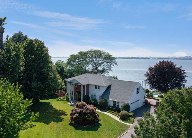 Property at 24 Cricket Ln, Great Neck, NY 11024, 6 beds, 4.5 baths