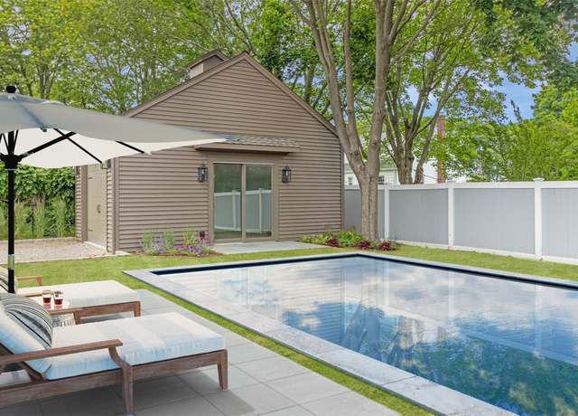 Property at 130 Sunset Ln, Greenport, NY 11944, 4 beds, 4.5 baths