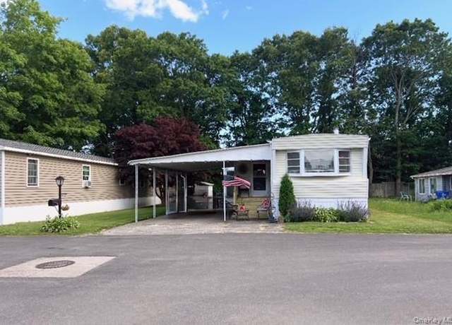 Property at 42 Ticonderoga Dr, Bohemia, NY 11716, 3 beds, 1 bath