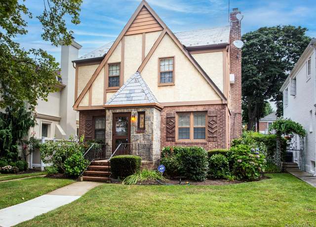 Property at 81-51 189th St, Jamaica Estates, NY 11423, 3 beds, 1.5 baths