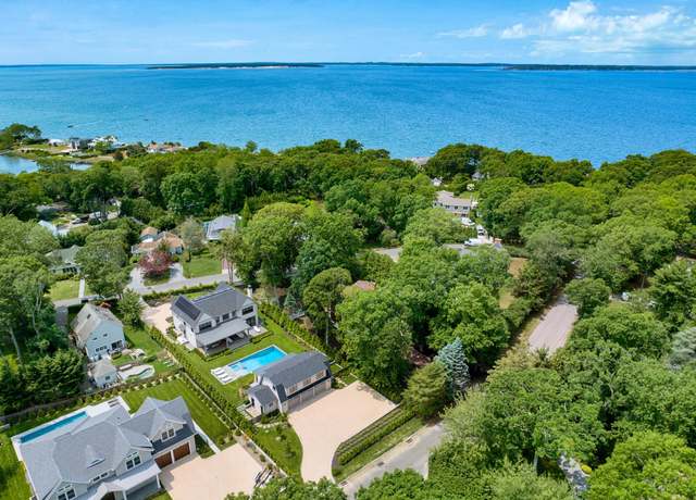 Property at 18 Bay View Rd N, Southampton, NY 11968, 6 beds, 8 baths