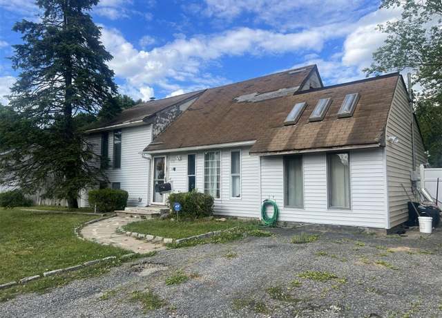 Property at Undisclosed address, Central Islip, NY 11722, 3 beds, 2 baths