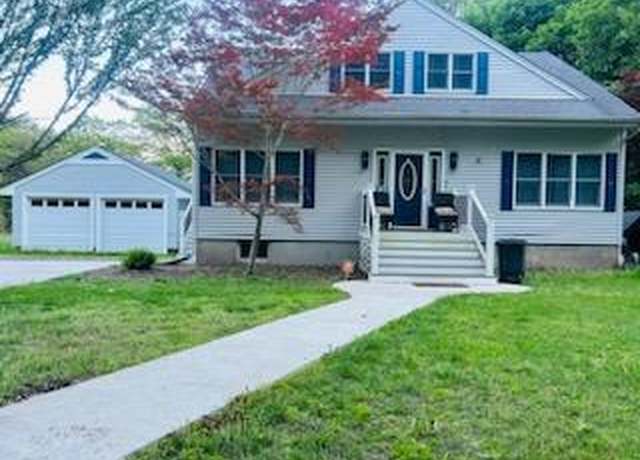 Property at 3 Alabama Ave, Port Jefferson, NY 11776, 4 beds, 3.5 baths