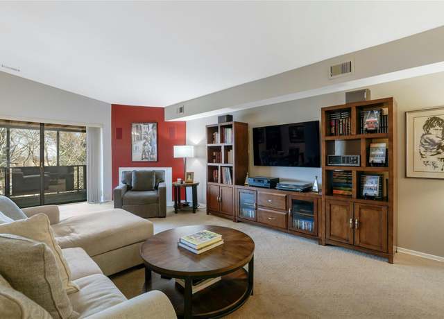 Property at 171 S Middle Neck Rd Unit 3B, Great Neck, NY 11021, 2 beds, 2 baths