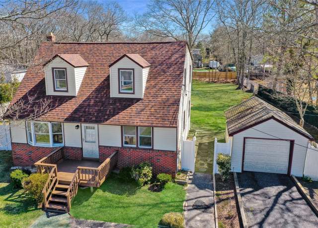 Property at 19 Stackyard Dr, Mastic Beach, NY 11951, 5 beds, 2 baths