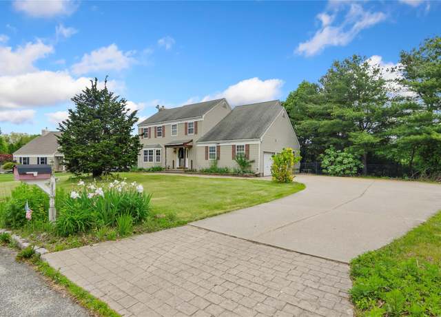 Property at 49 Tallmadge Trl, Miller Place, NY 11764, 4 beds, 2.5 baths