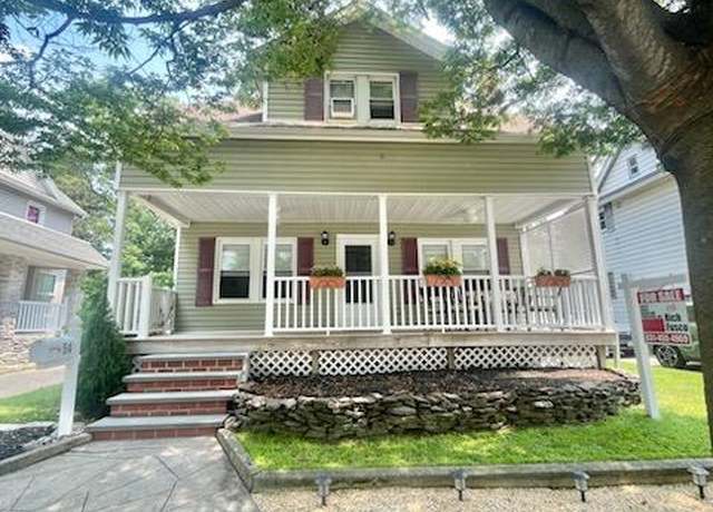 Property at 54 Lynbrook Ave, Lynbrook, NY 11563, 3 beds, 1.5 baths