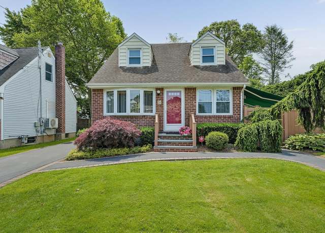 Property at 14 Covington St, Huntington Station, NY 11746, 4 beds, 2 baths
