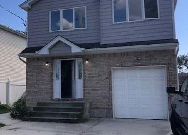 Property at 508 Lincoln Ave, West Hempstead, NY 11552, 5 beds, 3 baths