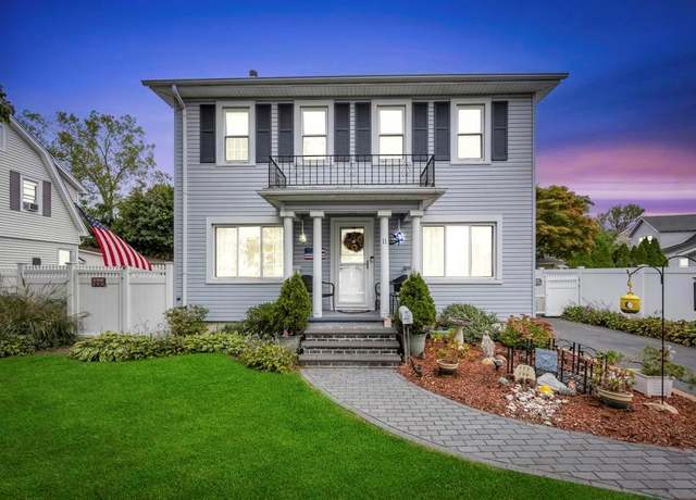 Property at 11 Harding Ave, Hicksville, NY 11801, 4 beds, 2.5 baths