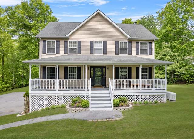 Property at 338 Shawanga Lodge Rd, Bloomingburg, NY 12721, 4 beds, 2.5 baths