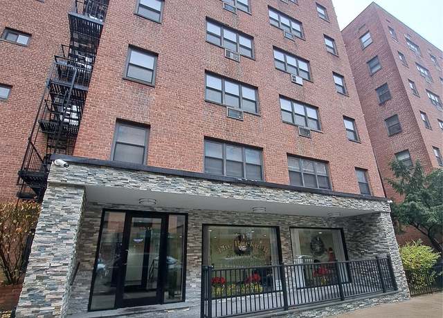 Property at 99-14 59 Ave Unit 4F, Corona, NY 11368, 1 bed, 1 bath