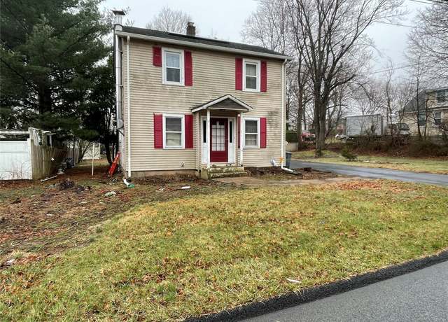 Property at 12 Utopian Pl, Airmont, NY 10901, 4 beds, 2 baths