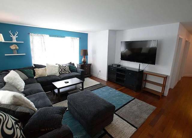 Property at 254 Farm To Market Rd, Patterson, NY 10509, 3 beds, 2.5 baths