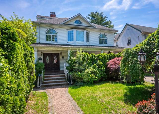 Property at 3225 155th St, Flushing, NY 11354, 4 beds, 3.5 baths