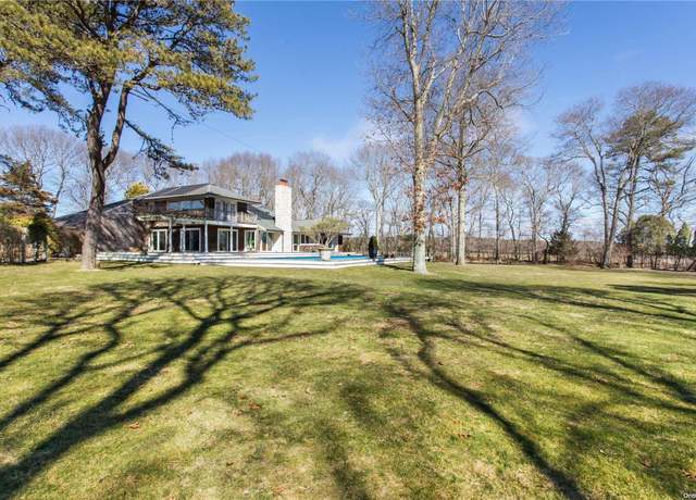 Property at 15,17,19 Lewis Rd, East Quogue, NY 11942, 5 beds, 6.5 baths