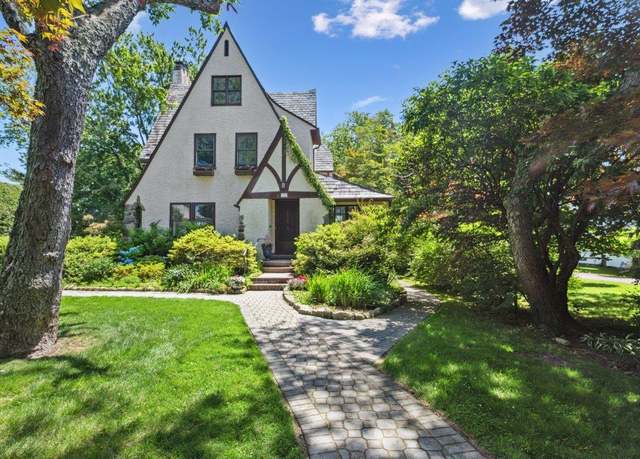 Property at 109 Argyll Ave, New Rochelle, NY 10804, 4 beds, 2.5 baths