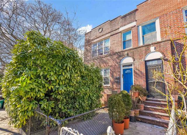 Property at 23-80 28 St, Astoria, NY 11105, 5 beds, 2 baths