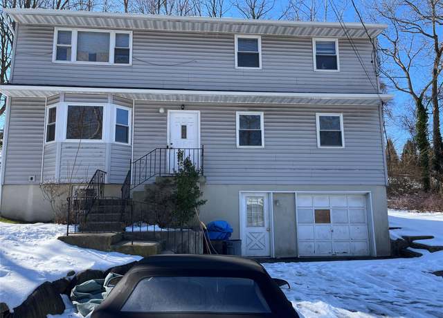 Property at 153 Vernon Valley Rd, East Northport, NY 11731, 6 beds, 2 baths