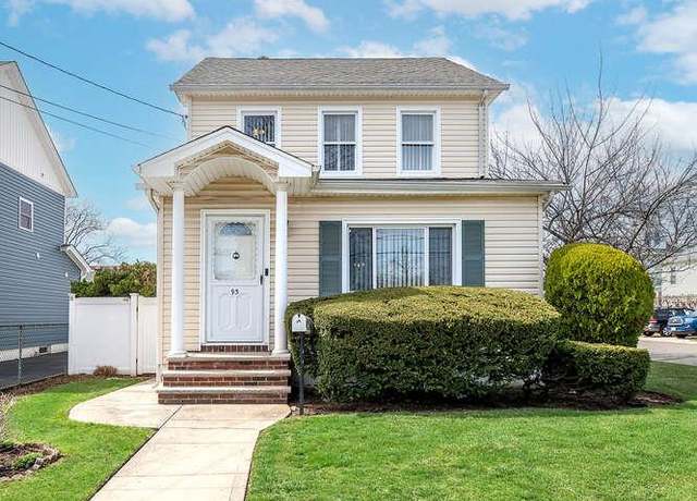 Property at 93 Herman Blvd, Franklin Square, NY 11010, 3 beds, 1.5 baths