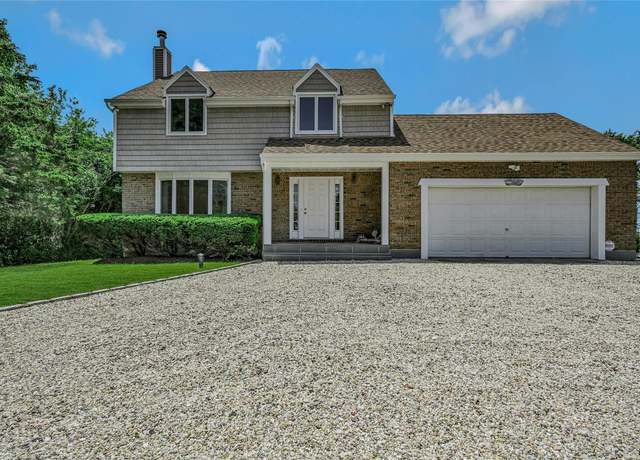 Property at 620 The Greenway, East Marion, NY 11939, 3 beds, 2.5 baths