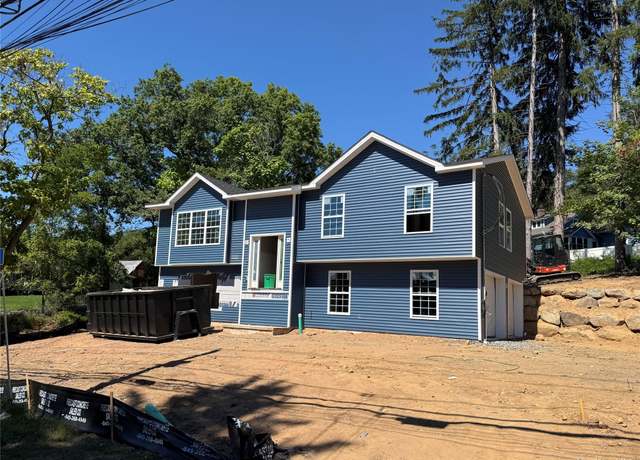 Property at 305 Old Route 304, New City, NY 10956, 4 beds, 3 baths