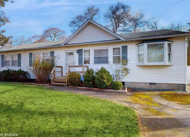 Property at 25 W Riviera Dr, Mastic Beach, NY 11951, 3 beds, 2 baths