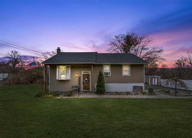 Property at 11 Trout Pl, Mahopac, NY 10541, 3 beds, 1.5 baths