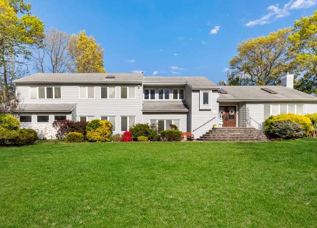 Property at 37 Suburban, Smithtown, NY 11767, 5 beds, 3 baths