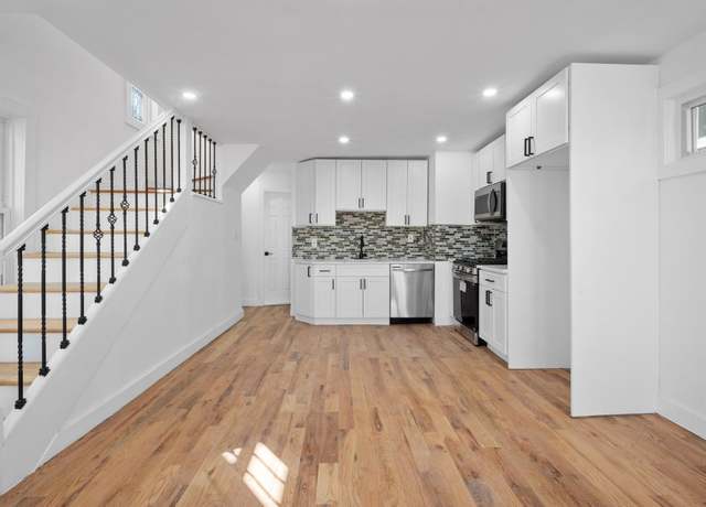 Property at 116-10 140 St, South Ozone Park, NY 11436, 4 beds, 3 baths