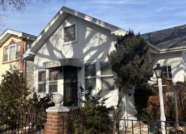 Property at 85-55 262 St, Floral Park, NY 11001, 3 beds, 2 baths