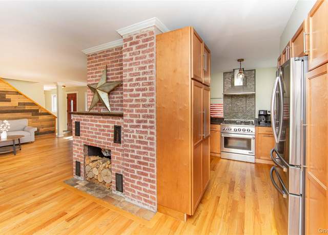 Property at 36 Byrds Hill Rd, Pawling, NY 12564, 2 beds, 2.5 baths