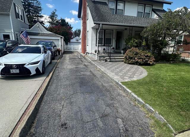 Property at 9 Christabel St, Lynbrook, NY 11563, 3 beds, 1.5 baths