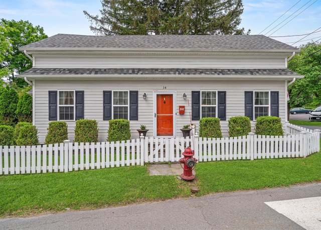 Property at 14 Forester Ave, Warwick, NY 10990, 3 beds, 2 baths