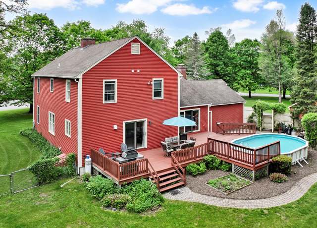 Property at 74 Vincent Ln, Stone Ridge, NY 12484, 4 beds, 2.5 baths