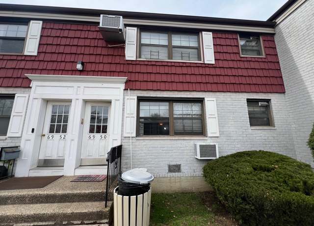 Property at 69-50 138th St Unit A, Flushing, NY 11367, 1 bed, 1 bath