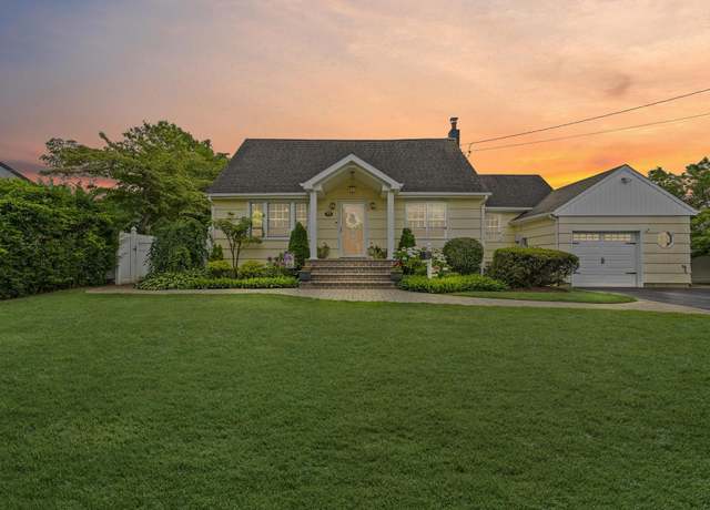 Property at 276 N Utica Ave, Massapequa, NY 11758, 3 beds, 2.5 baths