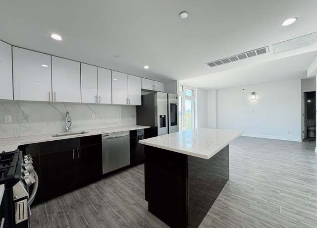 Property at 65-18 Austin St Unit 8H, Rego Park, NY 11374, 1 bed, 1 bath