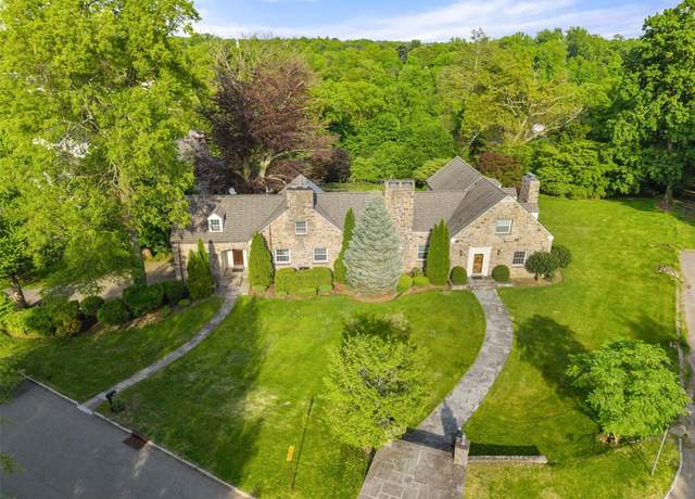Property at 18 Castle Walk, Scarsdale, NY 10583, 6 beds, 4.5 baths