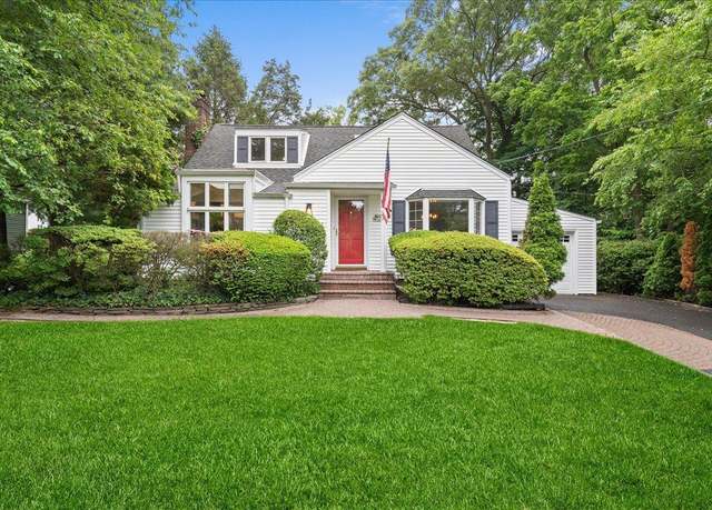 Property at 23 Lee St, Huntington, NY 11743, 3 beds, 2 baths