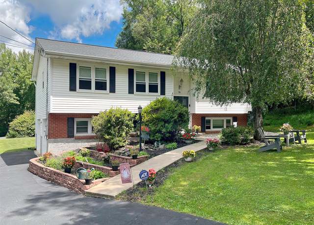 Property at 76 Pine Hill Rd, Highland Mills, NY 10930, 3 beds, 2.5 baths