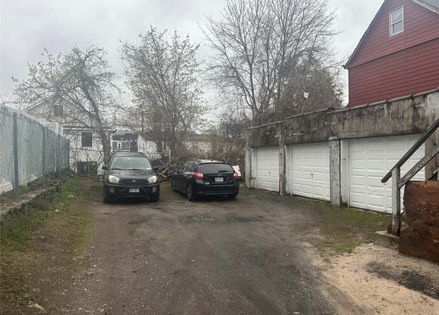 Property at 43 Oak St, Port Chester, NY 10573, 6 beds, 2 baths