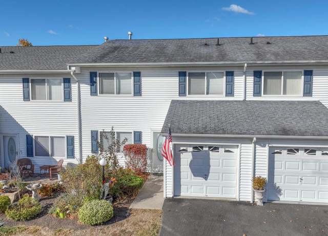 Property at 253 Tamerisk Ln, New Windsor, NY 12553, 2 beds, 2.5 baths