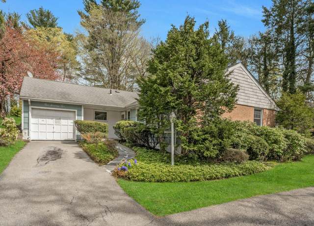 Property at 572 Scarsdale Rd, Tuckahoe, NY 10707, 3 beds, 2 baths